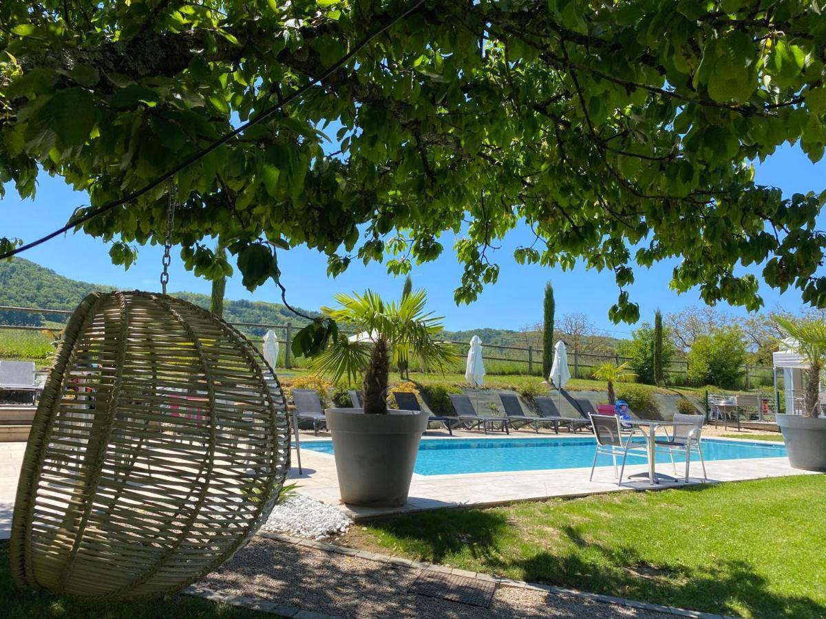 Les Villas Du Domaine De Suzel Vignieu Exteriör bild