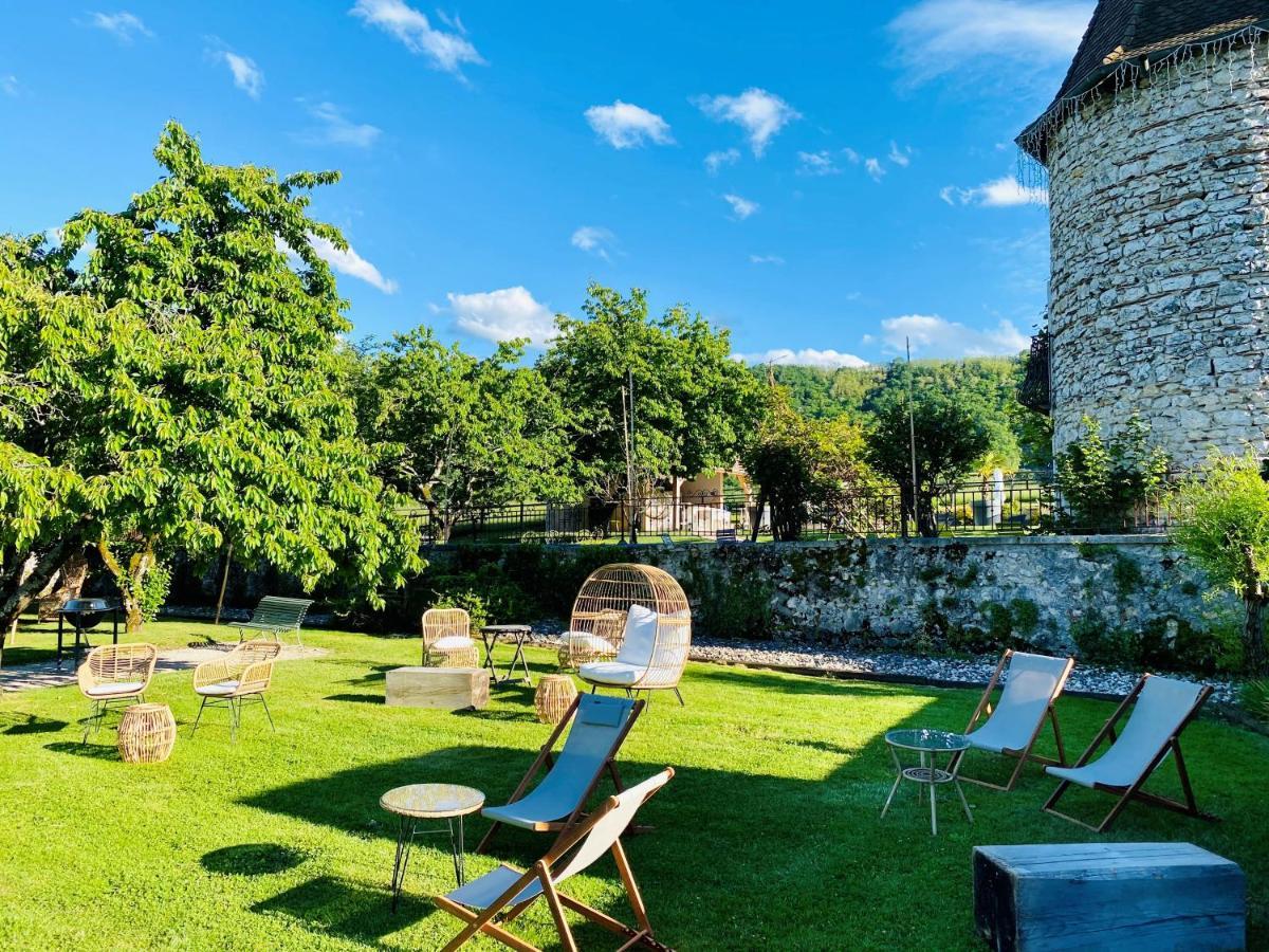 Les Villas Du Domaine De Suzel Vignieu Exteriör bild